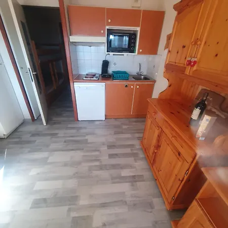 Romeu Avec Parking Апартаменты *